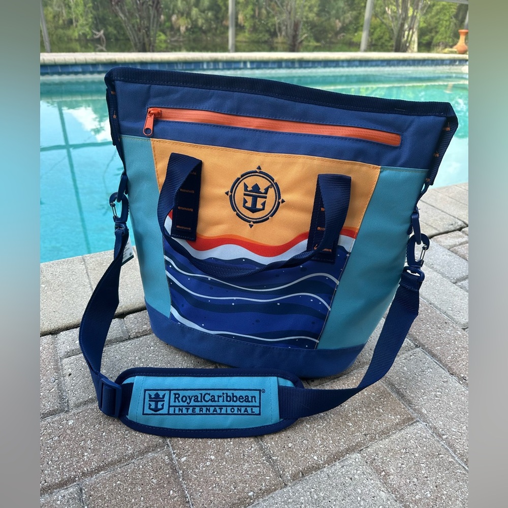 New without Tag Royal Caribbean Cooler Insulated Tote Bag Cruise